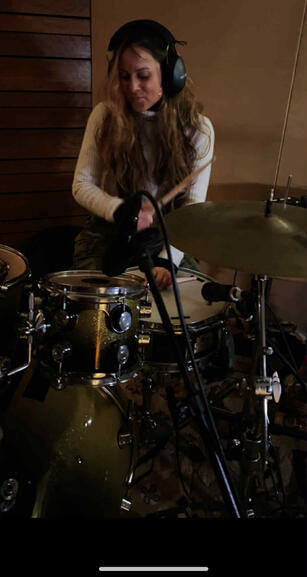 Lisa Purmodh Lisa Purmodh